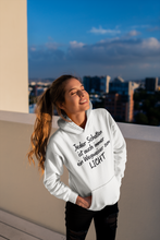 Lade das Bild in den Galerie-Viewer, Wegweiser zum Licht - Unisex Organic Hoodie
