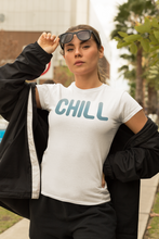 Lade das Bild in den Galerie-Viewer, Chill  - Damen Premium Organic Shirt
